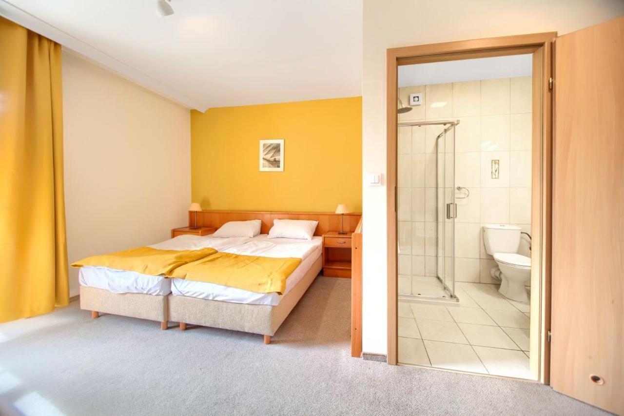 Taaakaryba Hotel Kołobrzeg Eksteriør billede